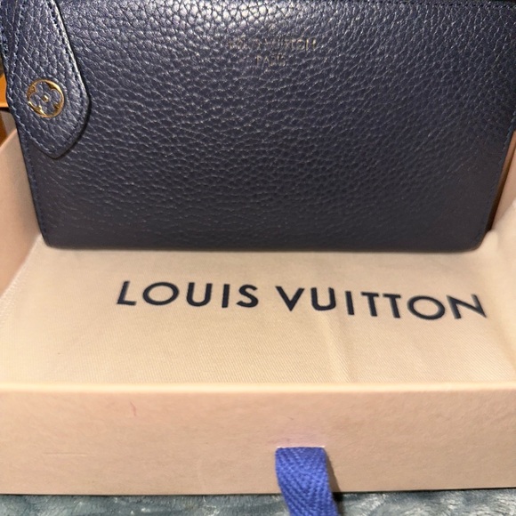 Louis Vuitton  Comet Navy Blue Marine Taurillon Leather Wallet authentic - Picture 9 of 10